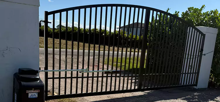 Driveway Fence Repair Vineyard